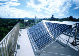 福祉施設における太陽熱利用システム（真空管太陽集熱器　温水システム　給湯）