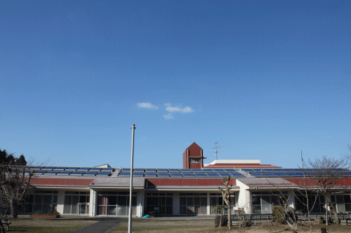 業務用（産業用）　太陽熱利用 給湯　システム　（太陽熱ソーラーシステム）　/　真空ガラス管形（ヒートパイプ形）　太陽熱 集熱器　FujiヒートP・SOLAR　［富士エネルギー製］　設置写真